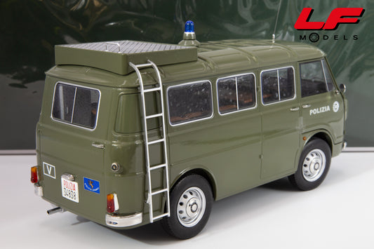 1:18 ALFA ROMEO F12 MINIBUS 1969 CARABINIERI - MITICA