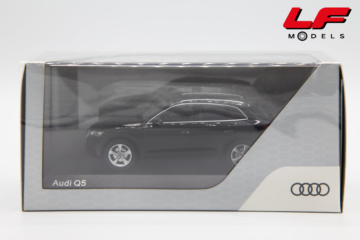 modellino audi q5 i-scale 1:43 scatola