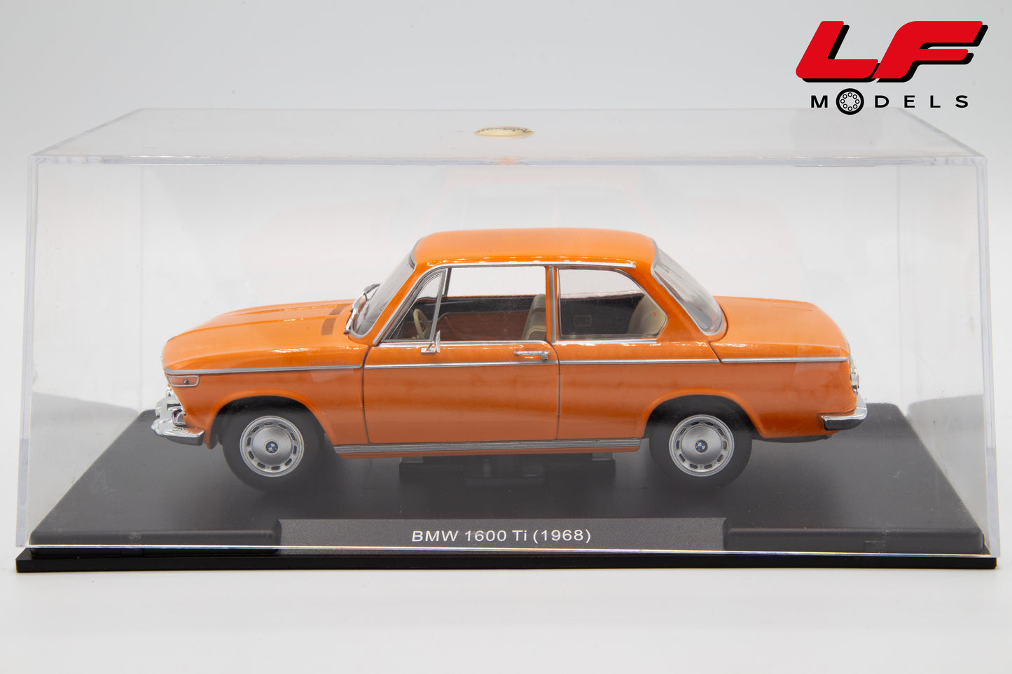 modellino bmw 1600 edicola 1:24 vista teca
