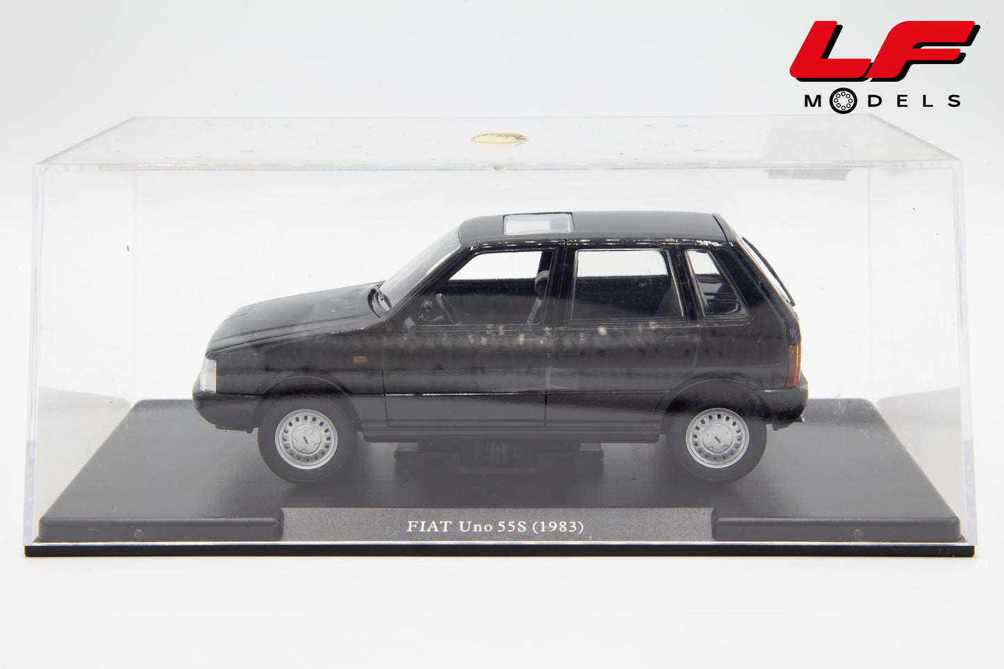 modellino fiat uno 55s edicola 1:24 vista teca