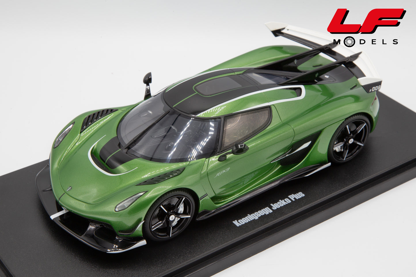 modellino koenigsegg jesko gt spirit 1:18 frontale