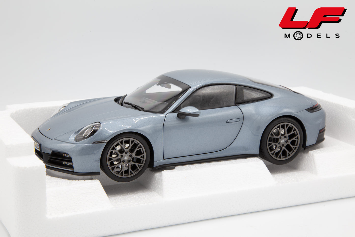 modellino porsche 911 992 norev 1:18 imballo