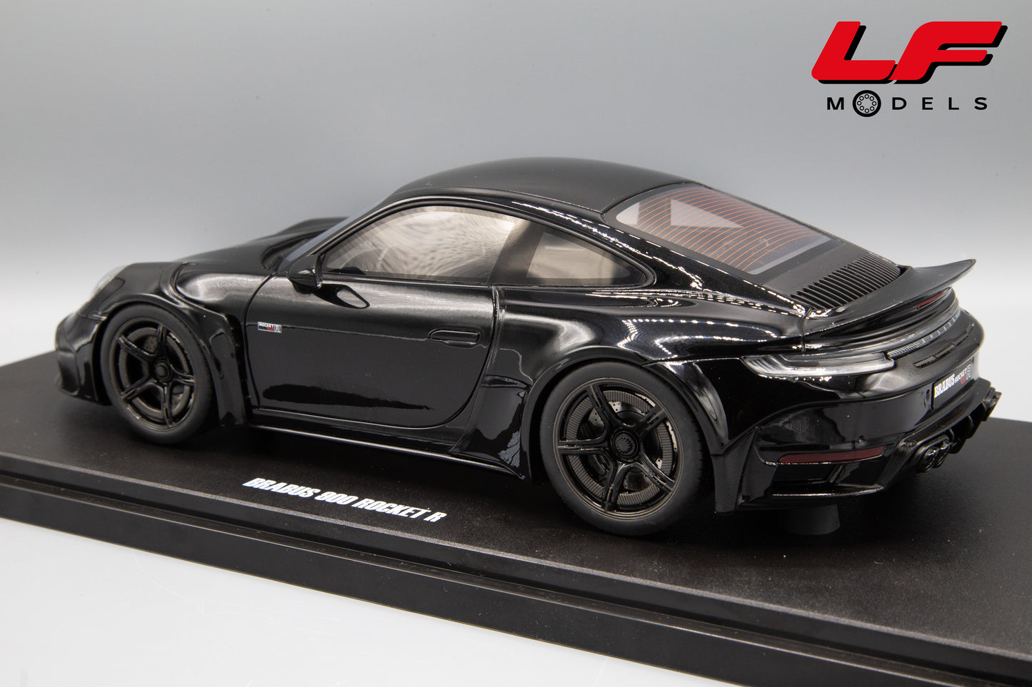 1:18 PORSCHE 911 992 COUPE BRABUS 900 ROCKET R 2023 GT502 - GT SPIRIT