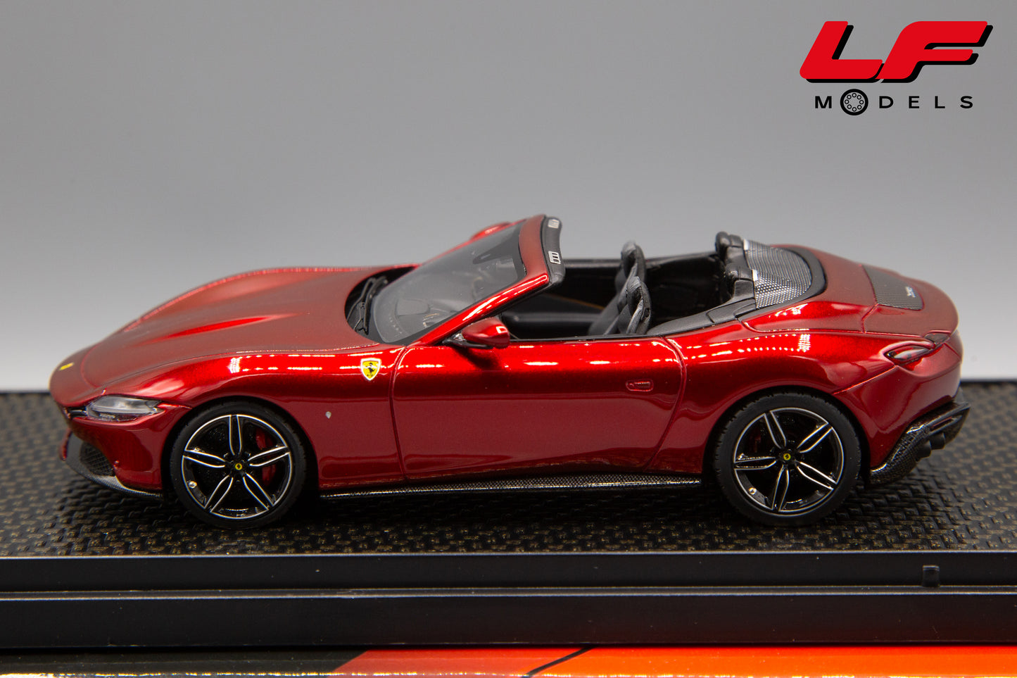 BBR FERRARI ROMA SPIDER ROSSO MAGMA BBRC282I 1:43