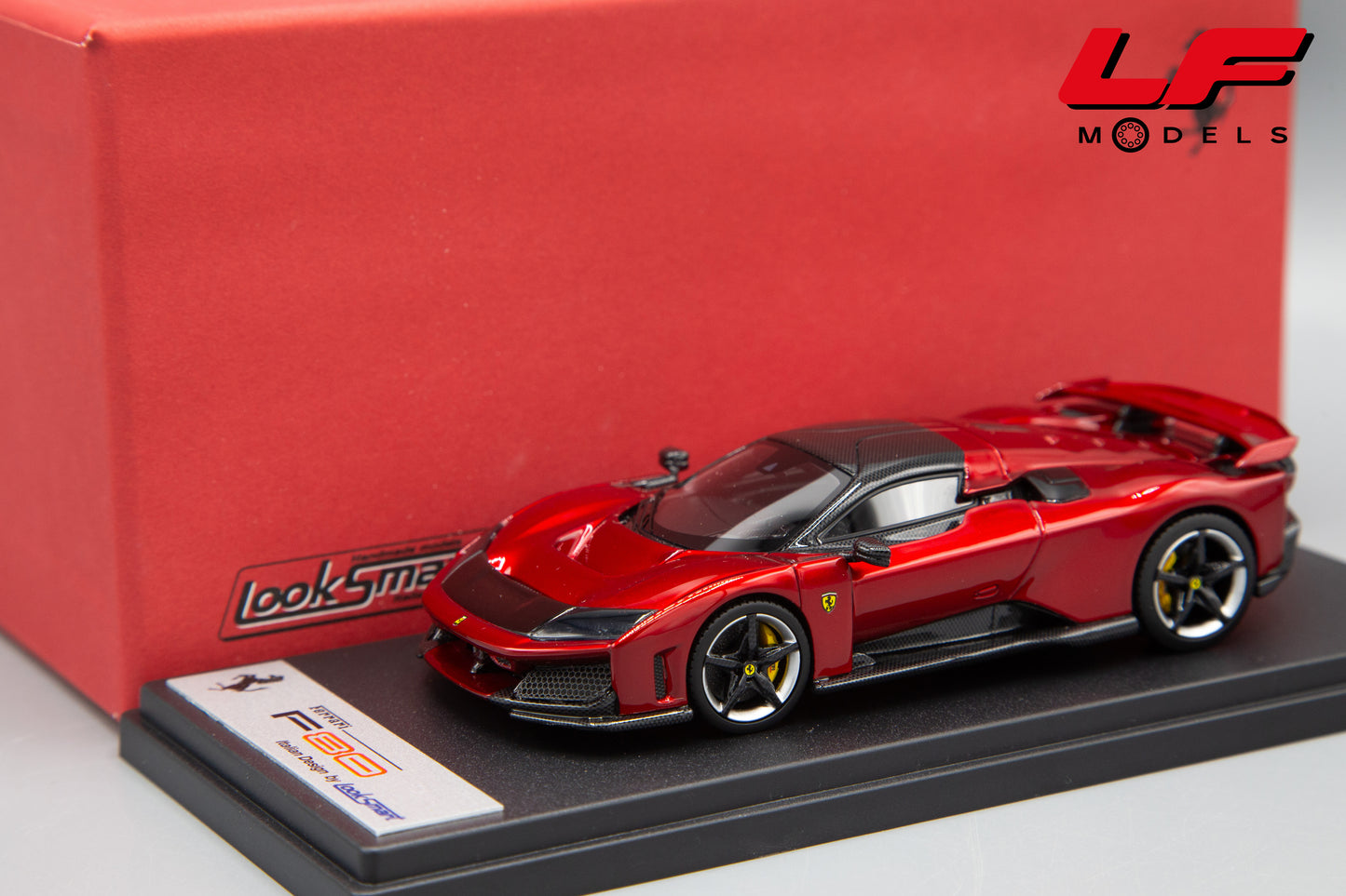 modellino ferrari f80 looksmart 1:43 frontale