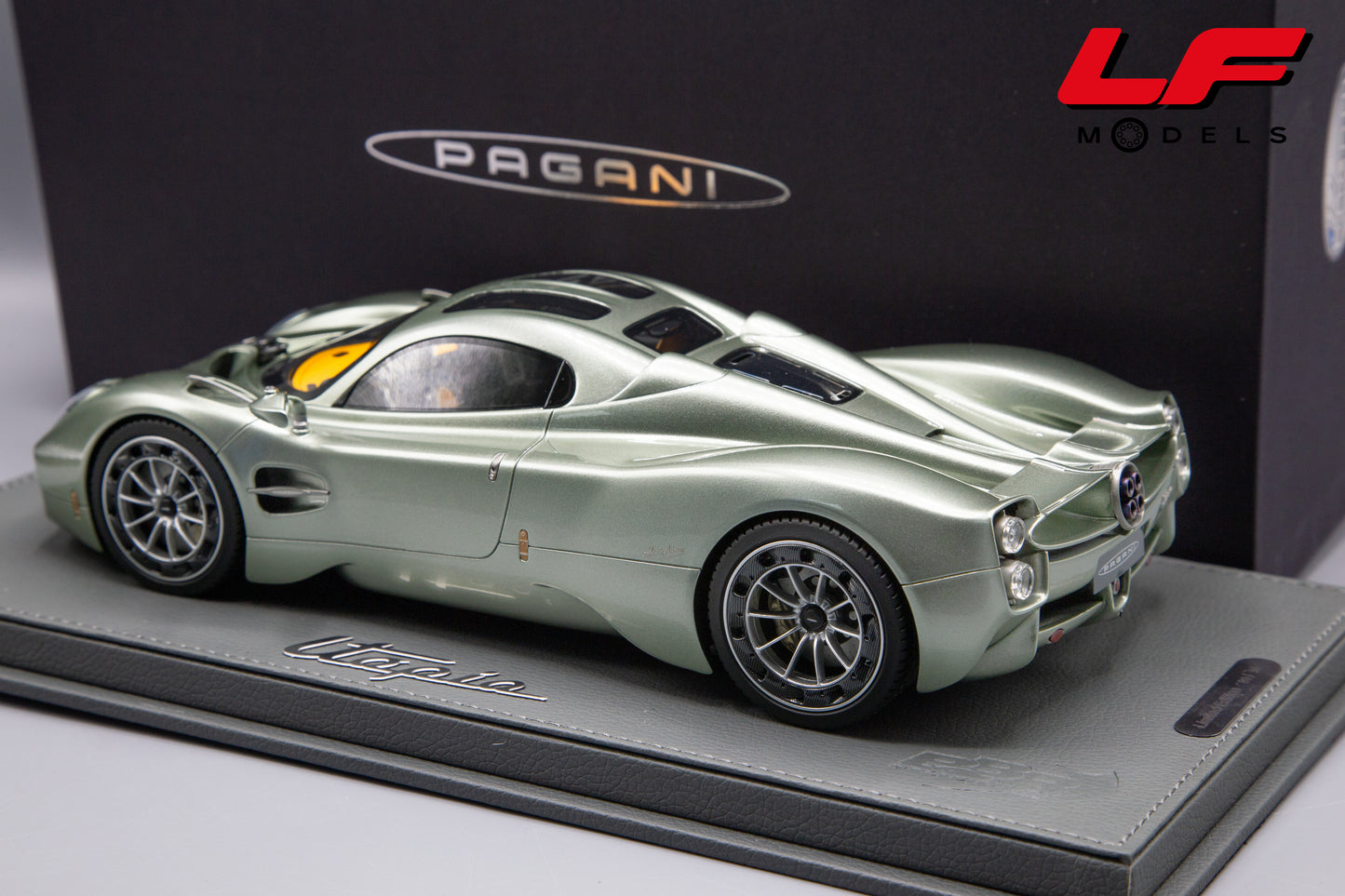 1:18 PAGANI UTOPIA VERDE PAMPA - BBR
