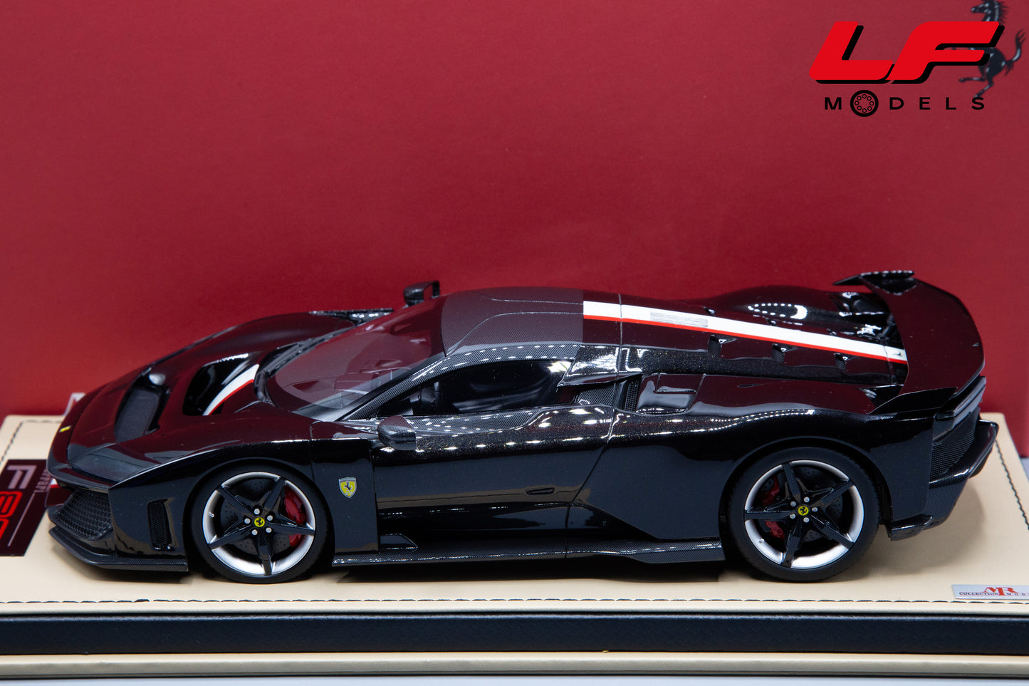 1:18 FERRARI F80 2024 NERO DAYTONA FE045SE3 - MR MODELS