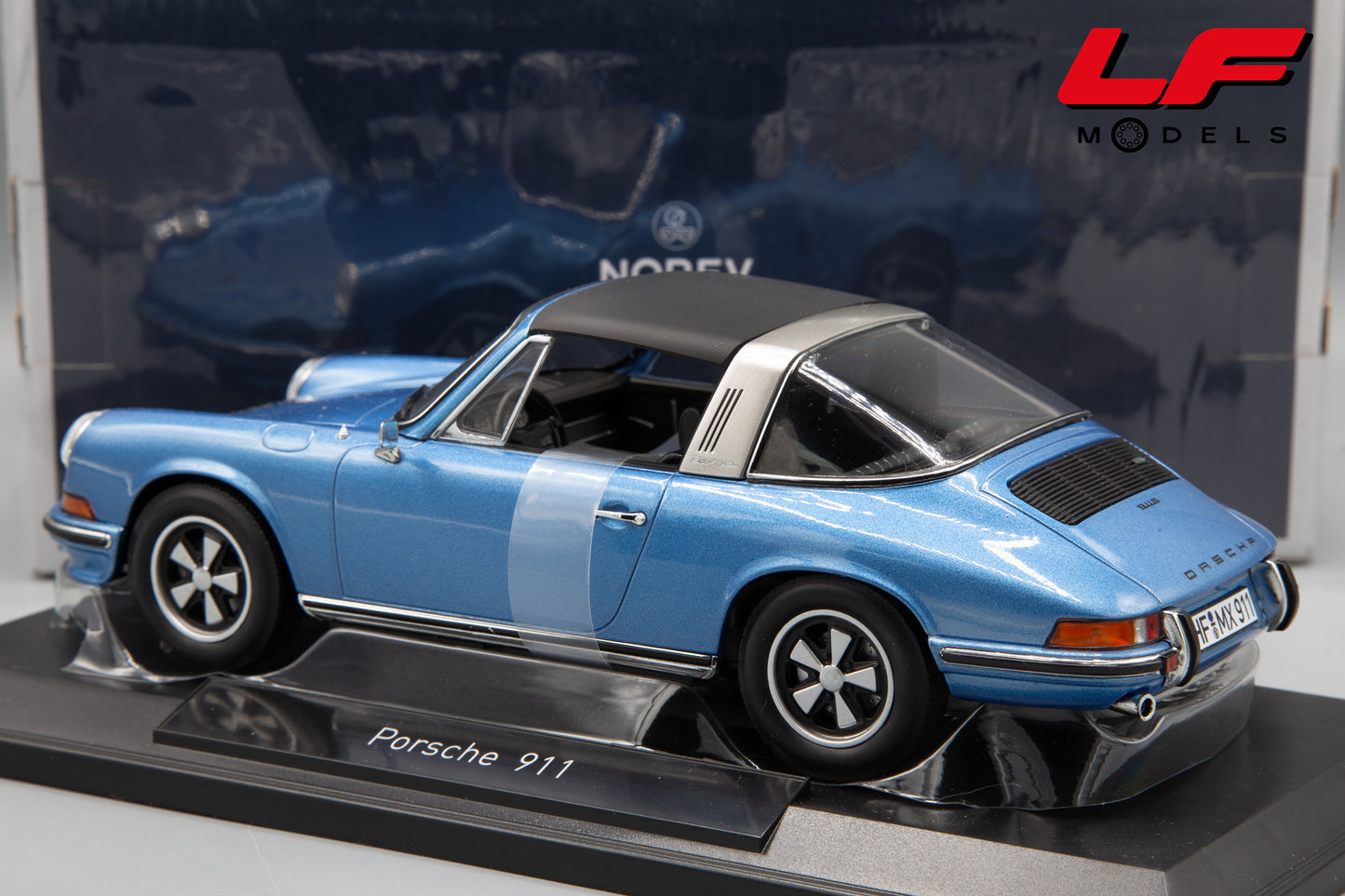 1:18 PORSCHE 911S 2.4 TARGA 1973 - NOREV