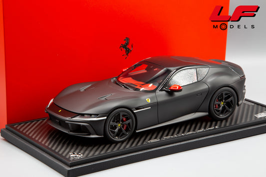 1:18 FERRARI 12 CILINDRI PANORAMIC ROOF MATT BLACK P18254E-VET - BBR