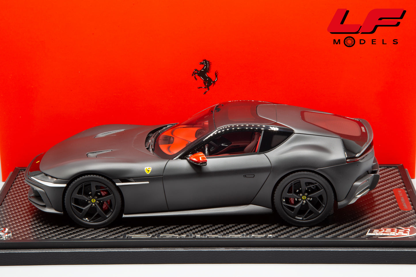 BBR FERRARI 12 CILINDRI PANORAMIC ROOF MATT BLACK P18254E 1:18