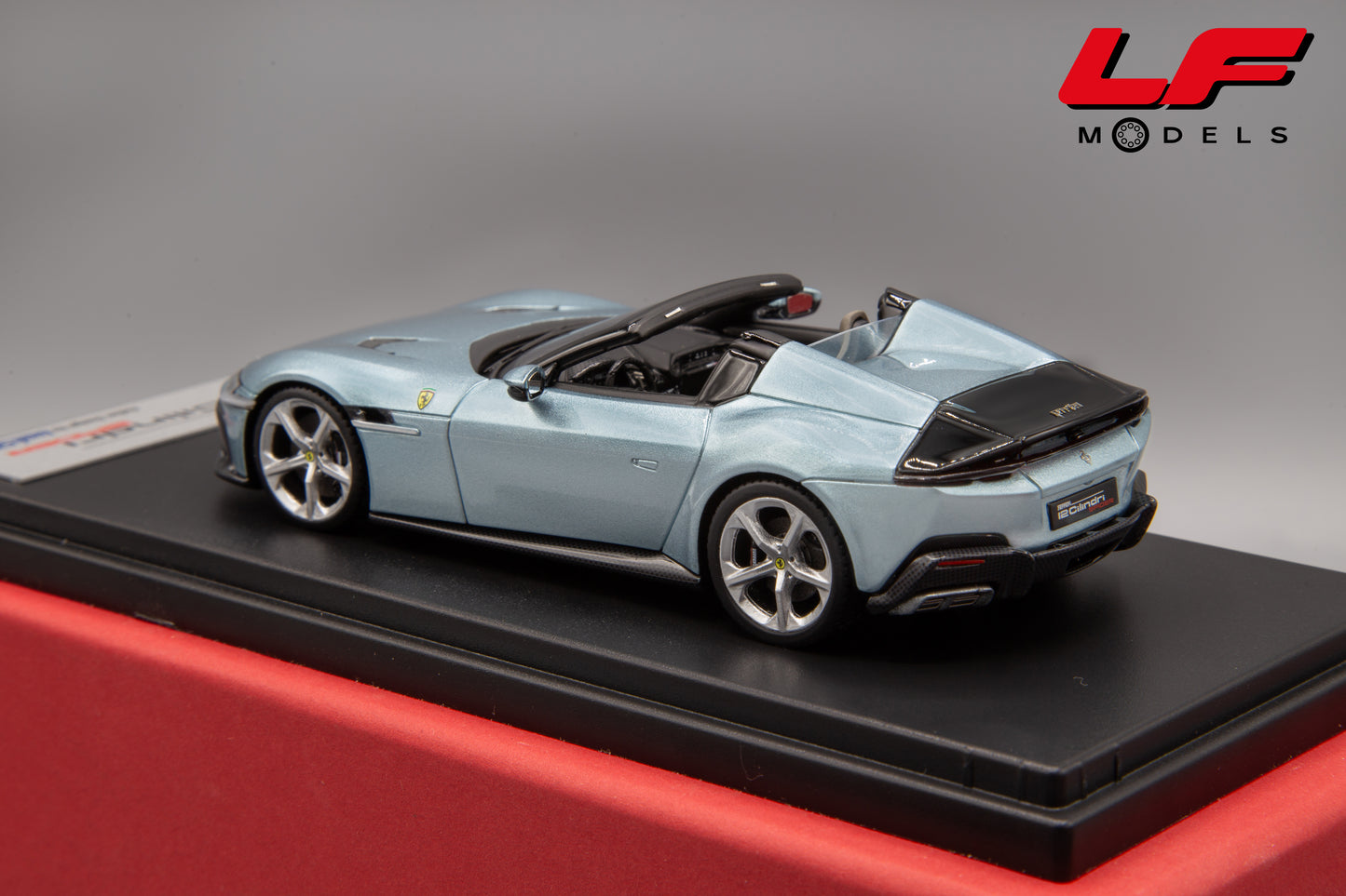 1:43 FERRARI 12 CILINDRI SPIDER 2024 CELESTE TREVI LS556D - LOOKSMART