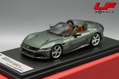 1:43 FERRARI 12 CILINDRI SPIDER 2024 VERDE TOSCANA LS556A - LOOKSMART