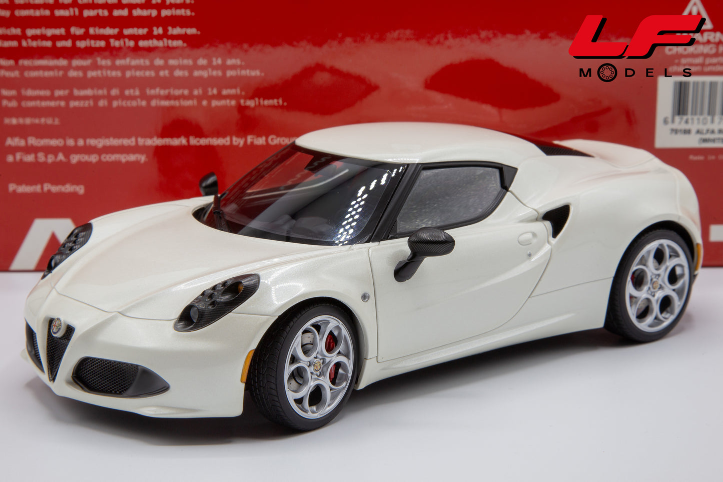 1:18 ALFA ROMEO 4C 2013 70188 - AUTOART