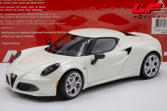 1:18 ALFA ROMEO 4C 2013 70188 - AUTOART