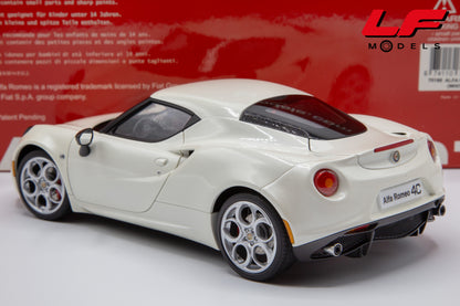 1:18 ALFA ROMEO 4C 2013 70188 - AUTOART