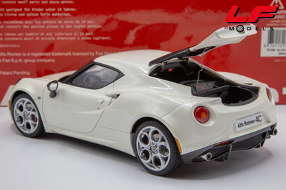 1:18 ALFA ROMEO 4C 2013 70188 - AUTOART