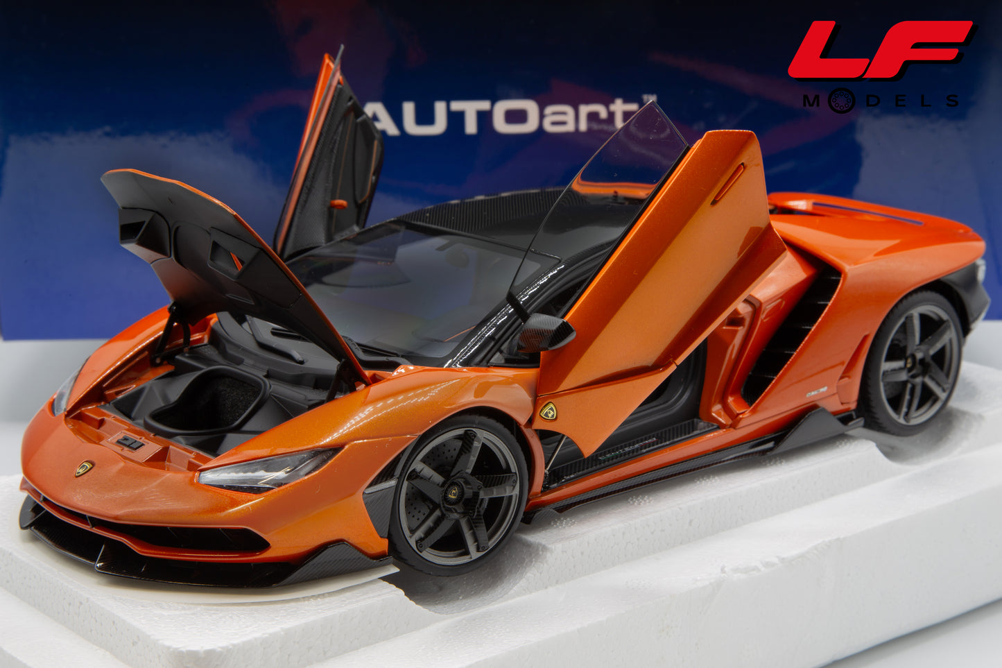 1:18 LAMBORGHINI CENTENARIO 2016 79201 - AUTOART