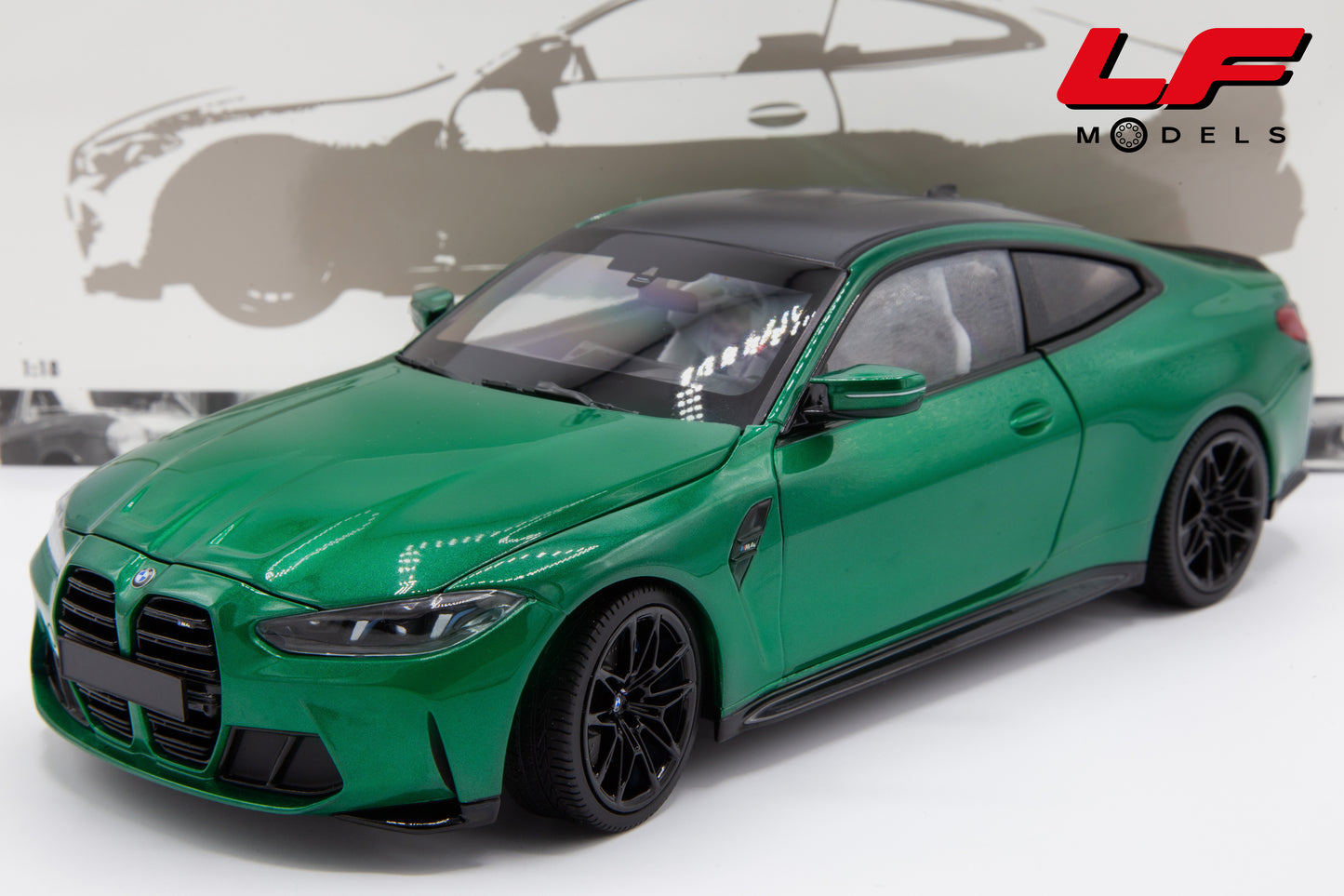 1:18 BMW M4 G82 2024 GREEN MET. 110020142 - MINICHAMPS