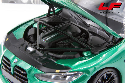 1:18 BMW M4 G82 2024 GREEN MET. 110020142 - MINICHAMPS