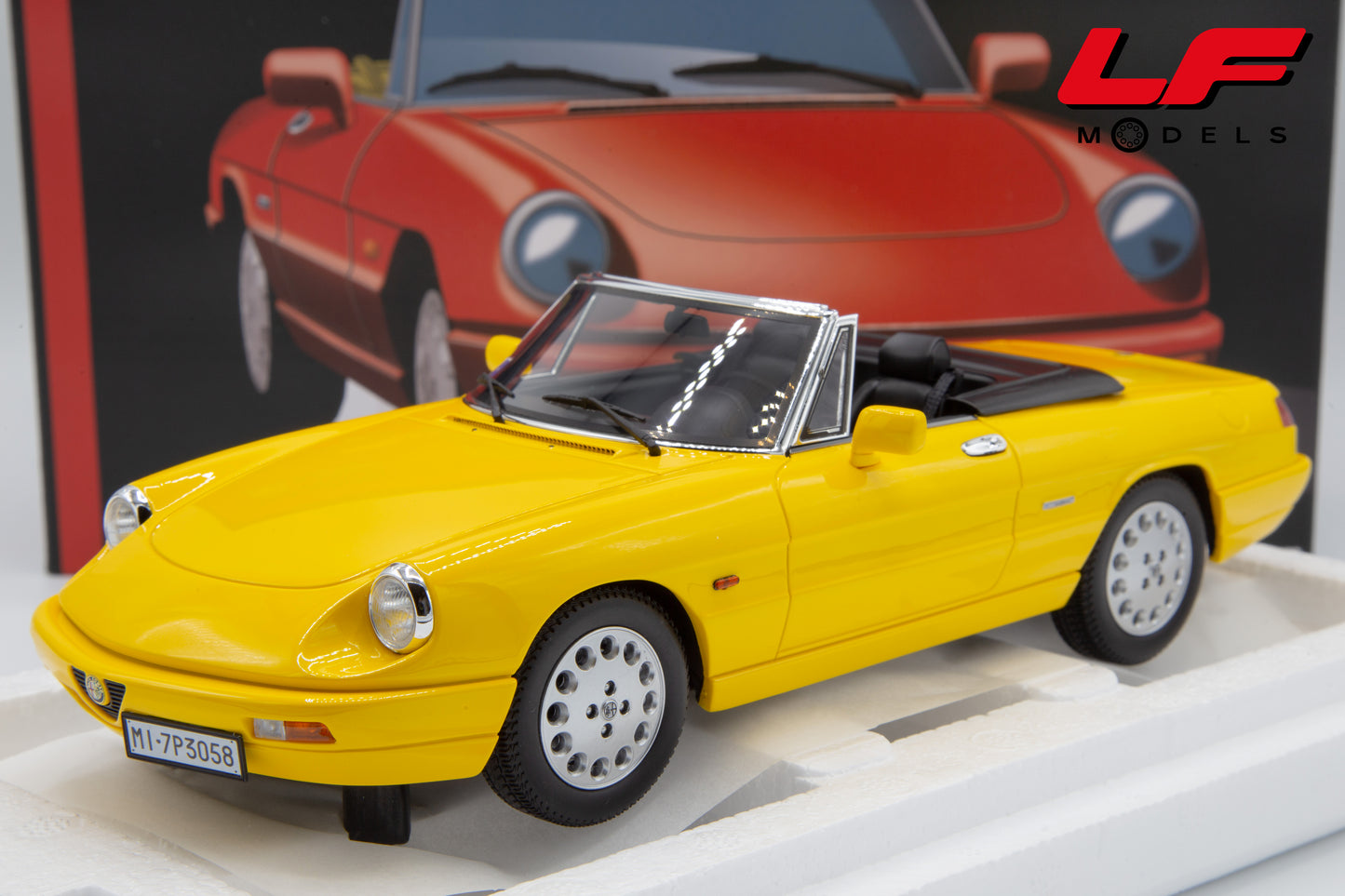 1:18 ALFA ROMEO SPIDER 1.6 - 2.0L 1990 GIALLO LM209E - LAUDORACING