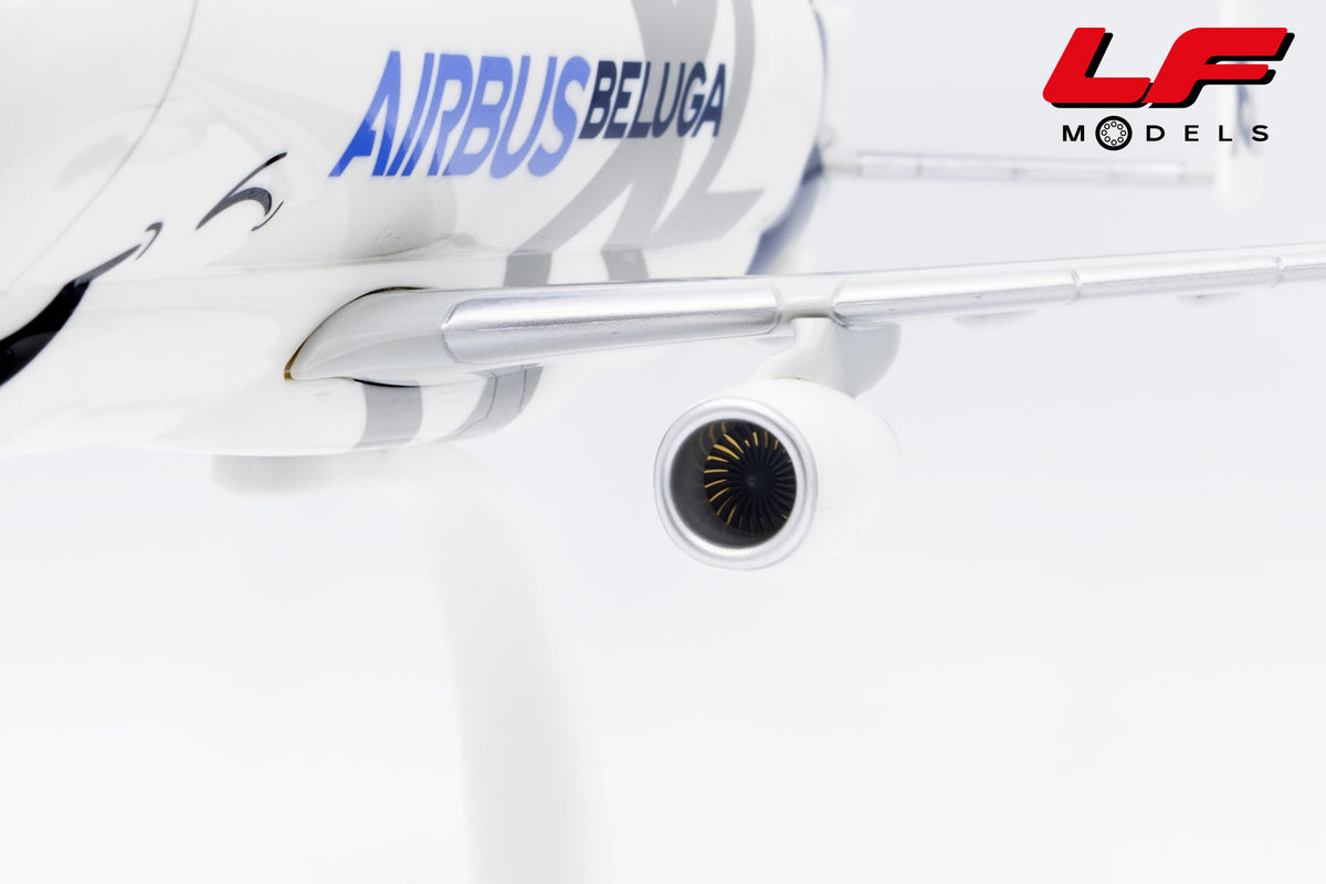 modellino airbus a330-700 beluga xl herpa 1:200 613286-001 vista dettaglio