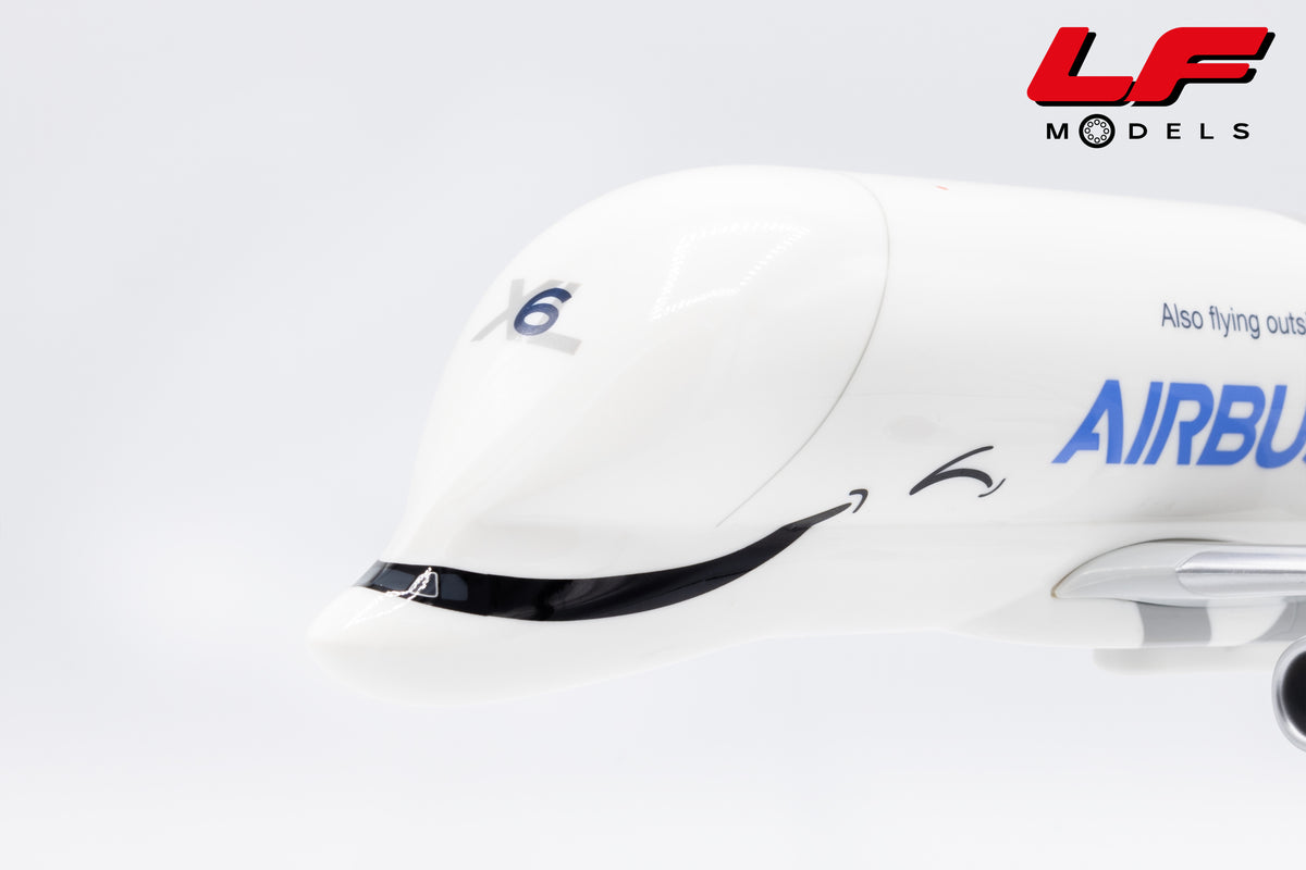 modellino airbus a330-700 beluga xl herpa 1:200 613286-001 vista frontale