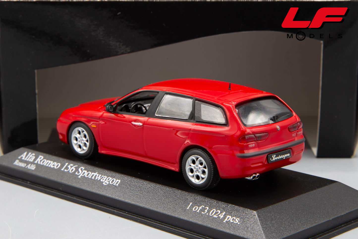 modellino alfa romeo 156 sportwagon minichamps 1:43 posteriore