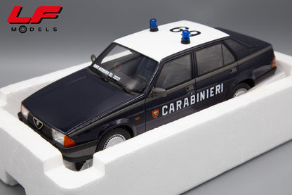 modellino alfa romeo 75 carabinieri laudoracing 1:18 LM187A-PO vista imballo