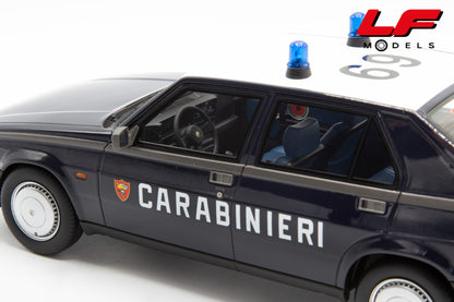 modellino alfa romeo 75 carabinieri laudoracing 1:18 LM187A-PO vista interni