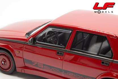 modellino alfa romeo 75 evoluzione laudoracing 1:18 LM163 vista interni