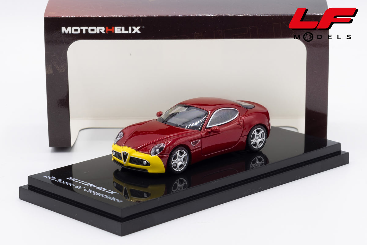 modellino alfa romeo 8c competizione rosso giallo motorhelix 1:64 M69064 vista frontale