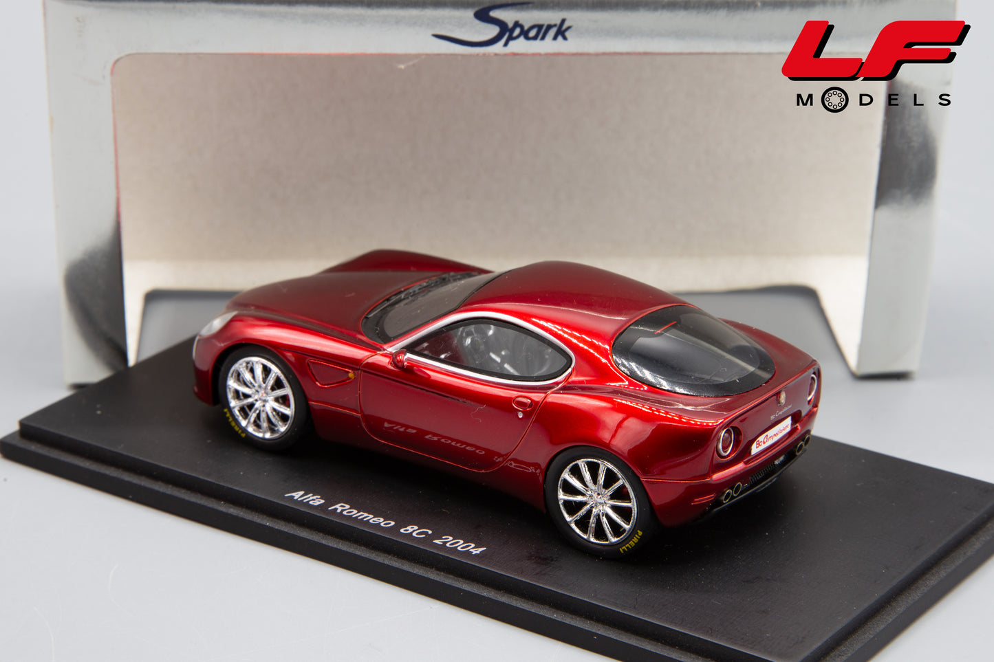 modellino alfa romeo 8c coupe spark 1:43 posteriore