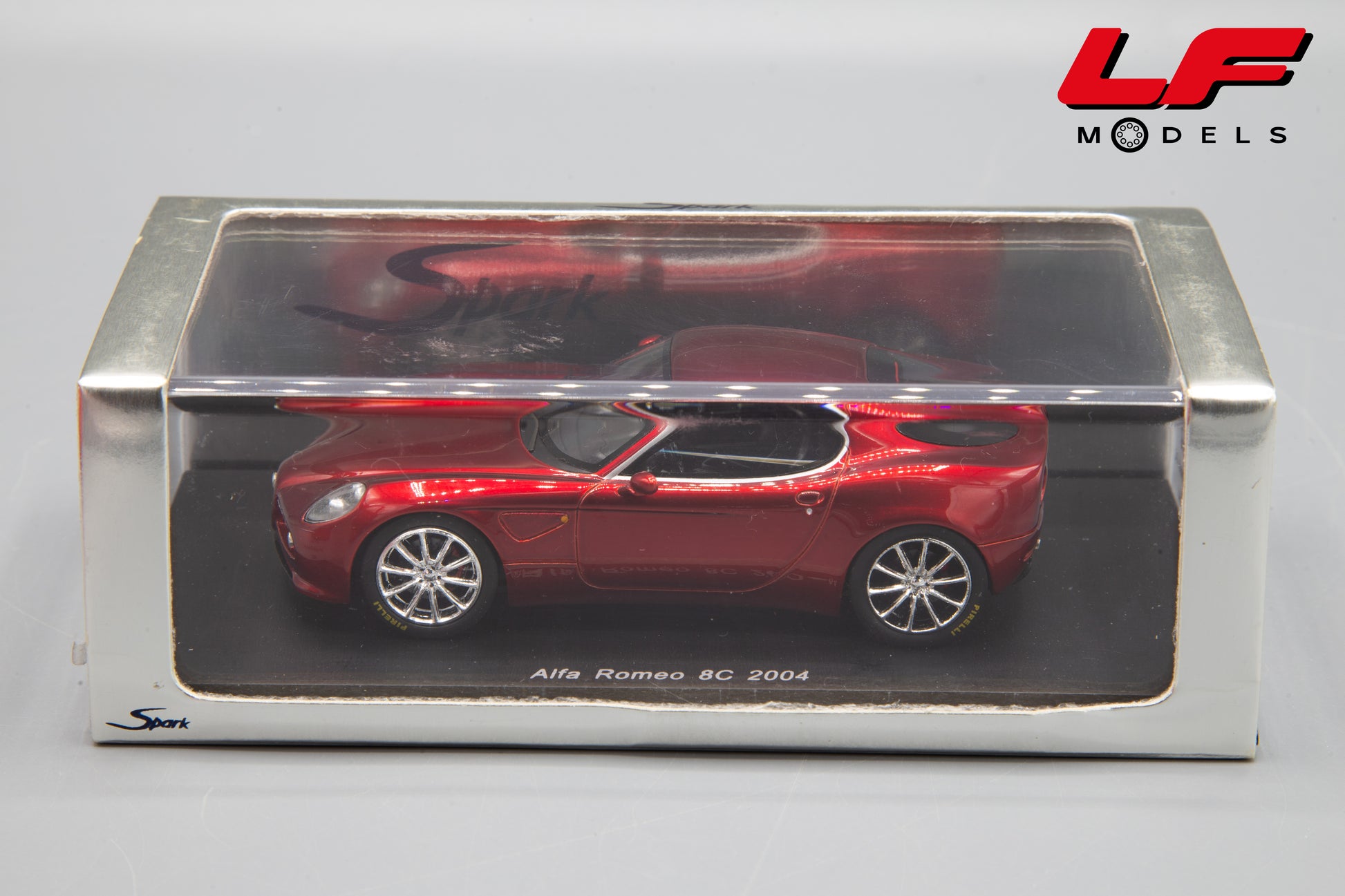 modellino alfa romeo 8c coupe spark 1:43 scatola