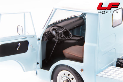 modellino alfa romeo a12 mitica 1:18 interni