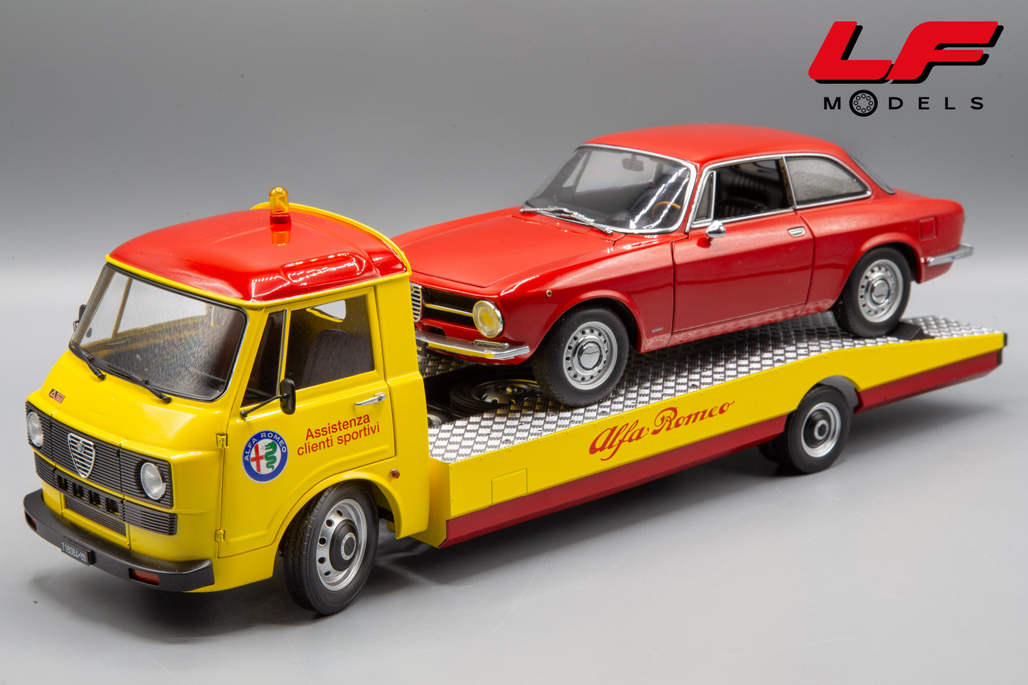 modellino alfa romeo a12 mitica 1:18 frontale