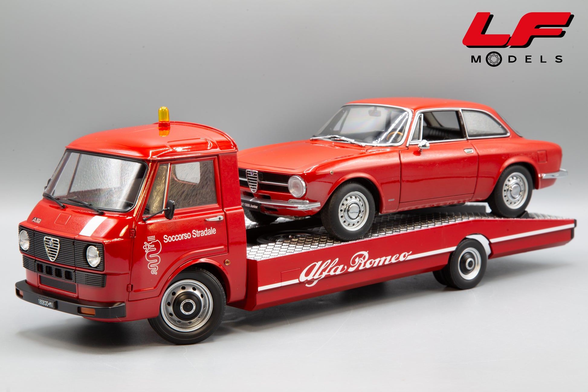 modellino alfa romeo a12 mitica 1:18 frontale