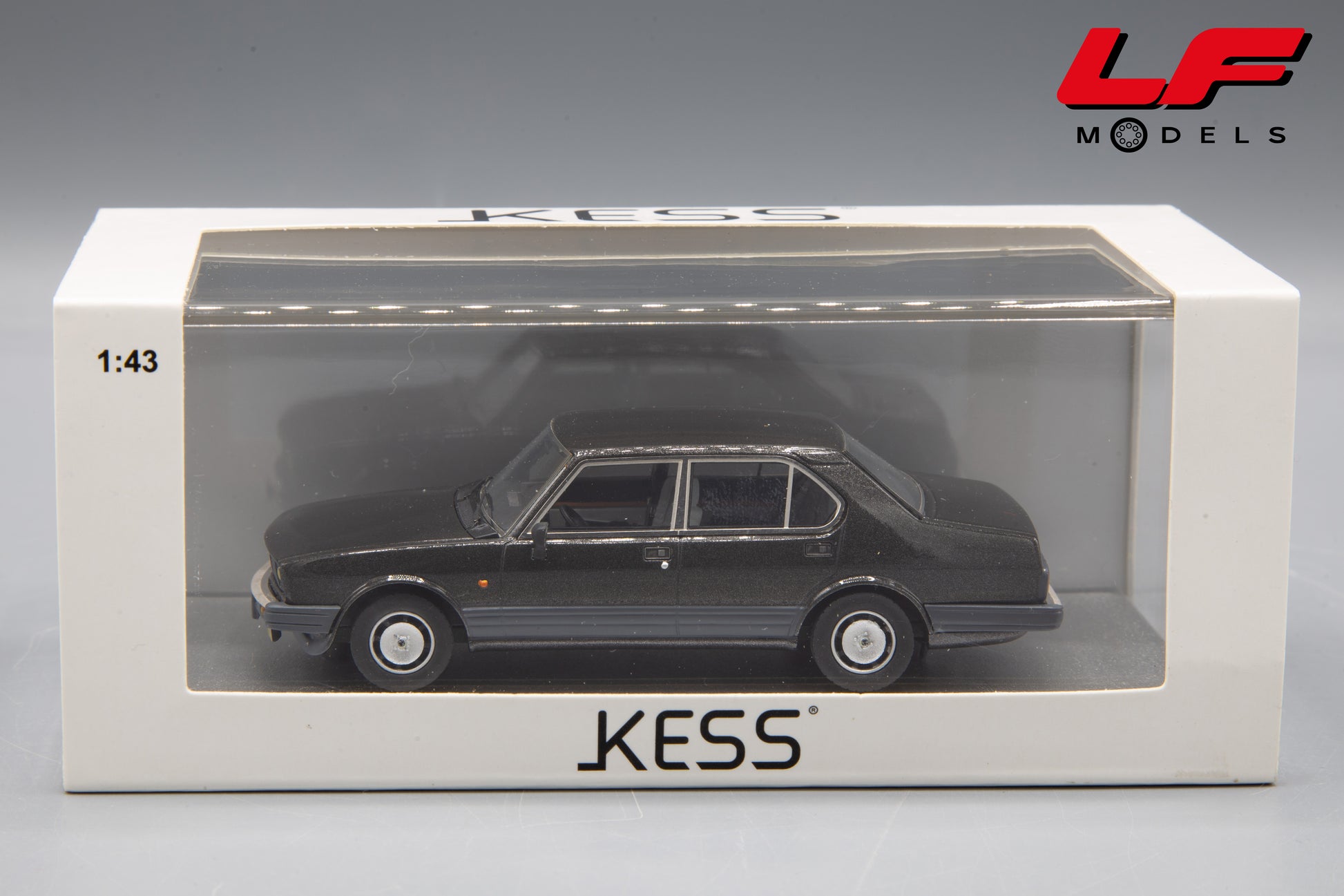 modellino alfa romeo alfetta 2000 kess 1:43 scatola