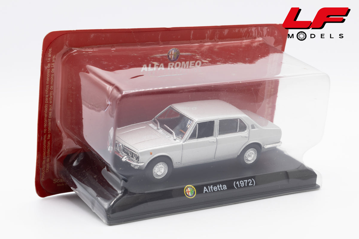 modellino alfa romeo alfetta edicola 1:43 vista frontale