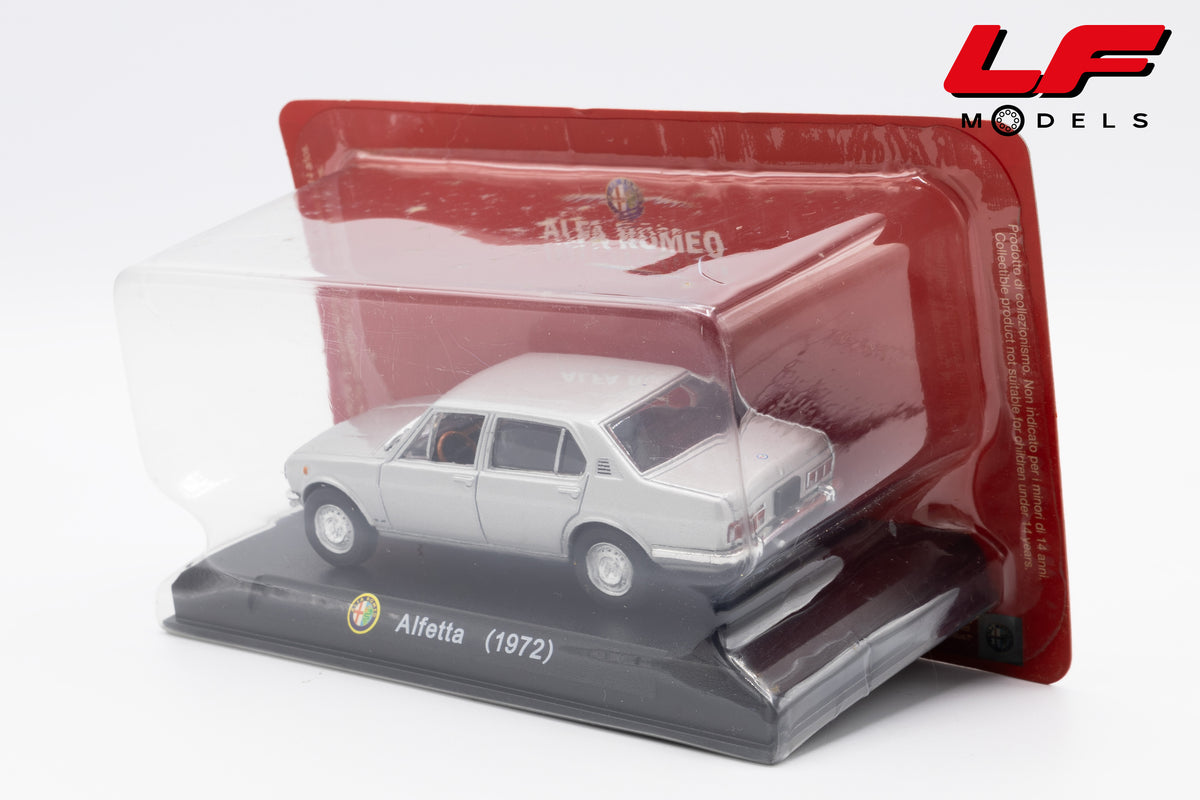 modellino alfa romeo alfetta edicola 1:43 vista posteriore