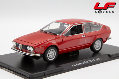 modellino alfa romeo alfetta gt edicola 1:24 frontale