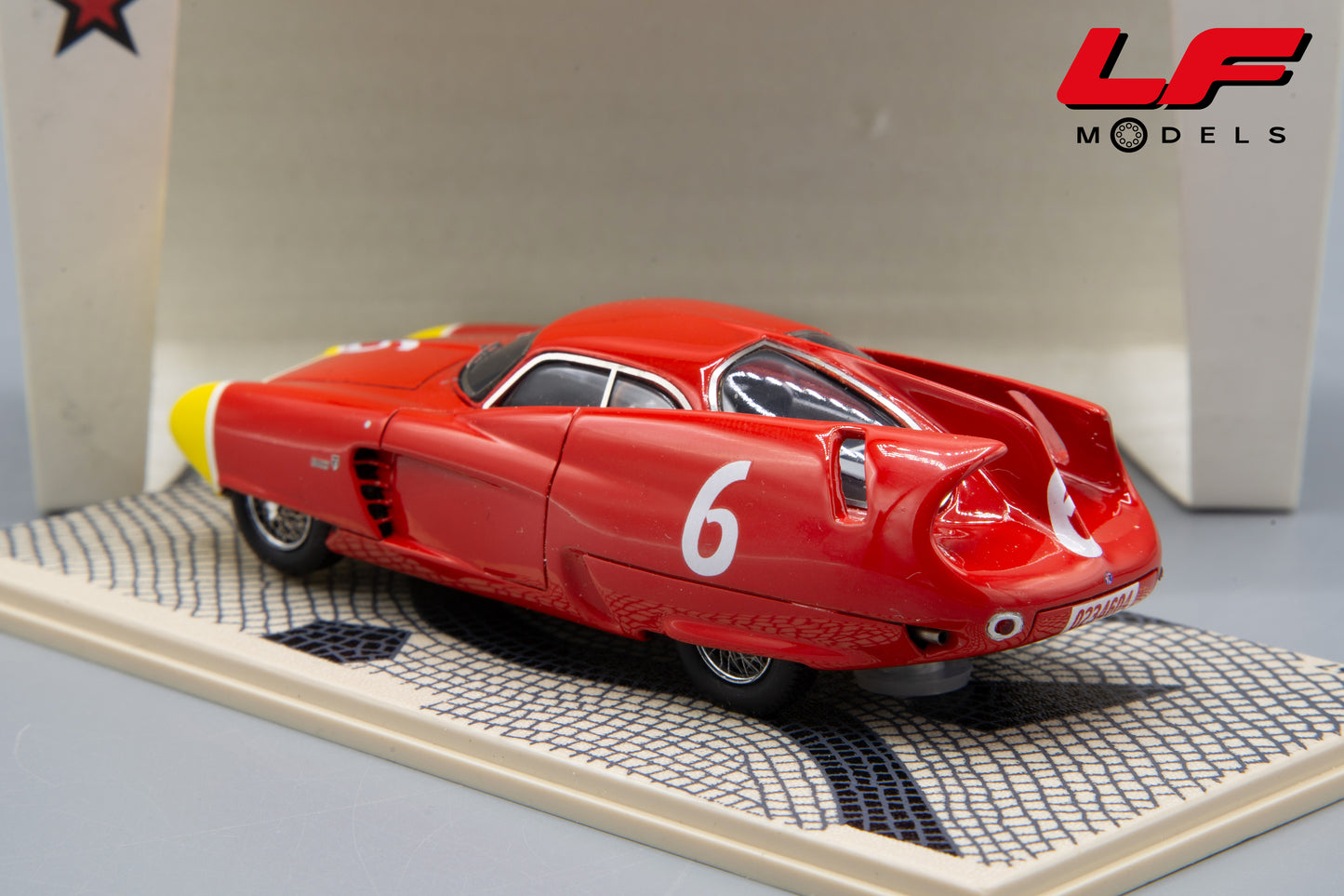 modellino alfa romeo bat7 bizarre 1:43 posteriore