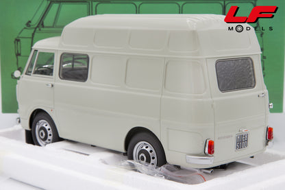 modellino alfa romeo f12 laudoracing 1:18 LM219C vista posteriore