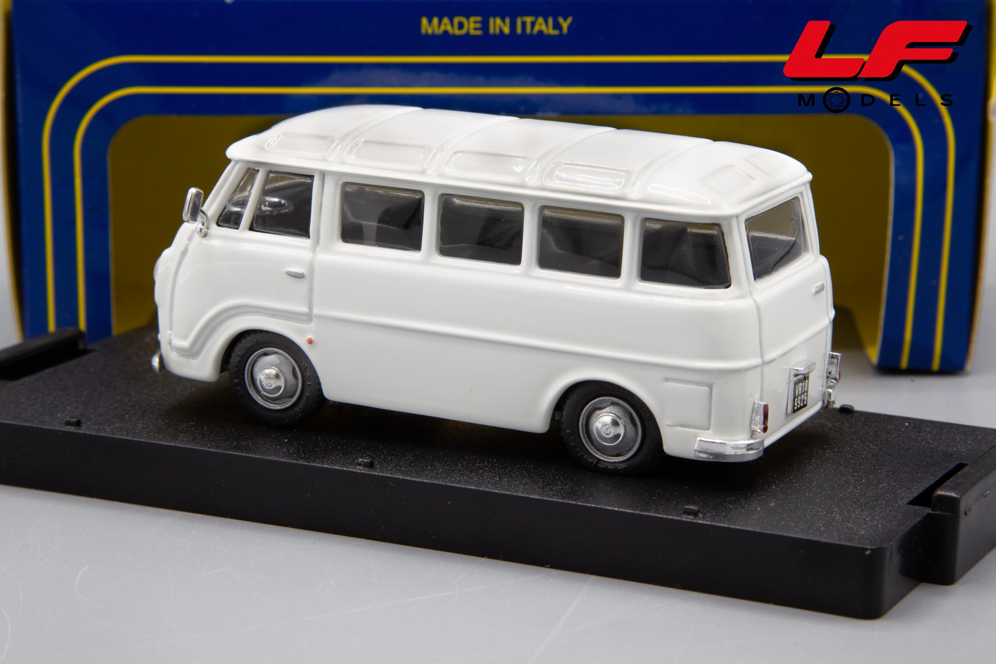 modellino alfa romeo f12 progetto k 1:43 posteriore