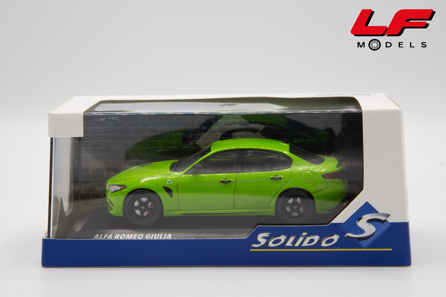 modellino alfa romeo giulia qv solido 1:43 scatola