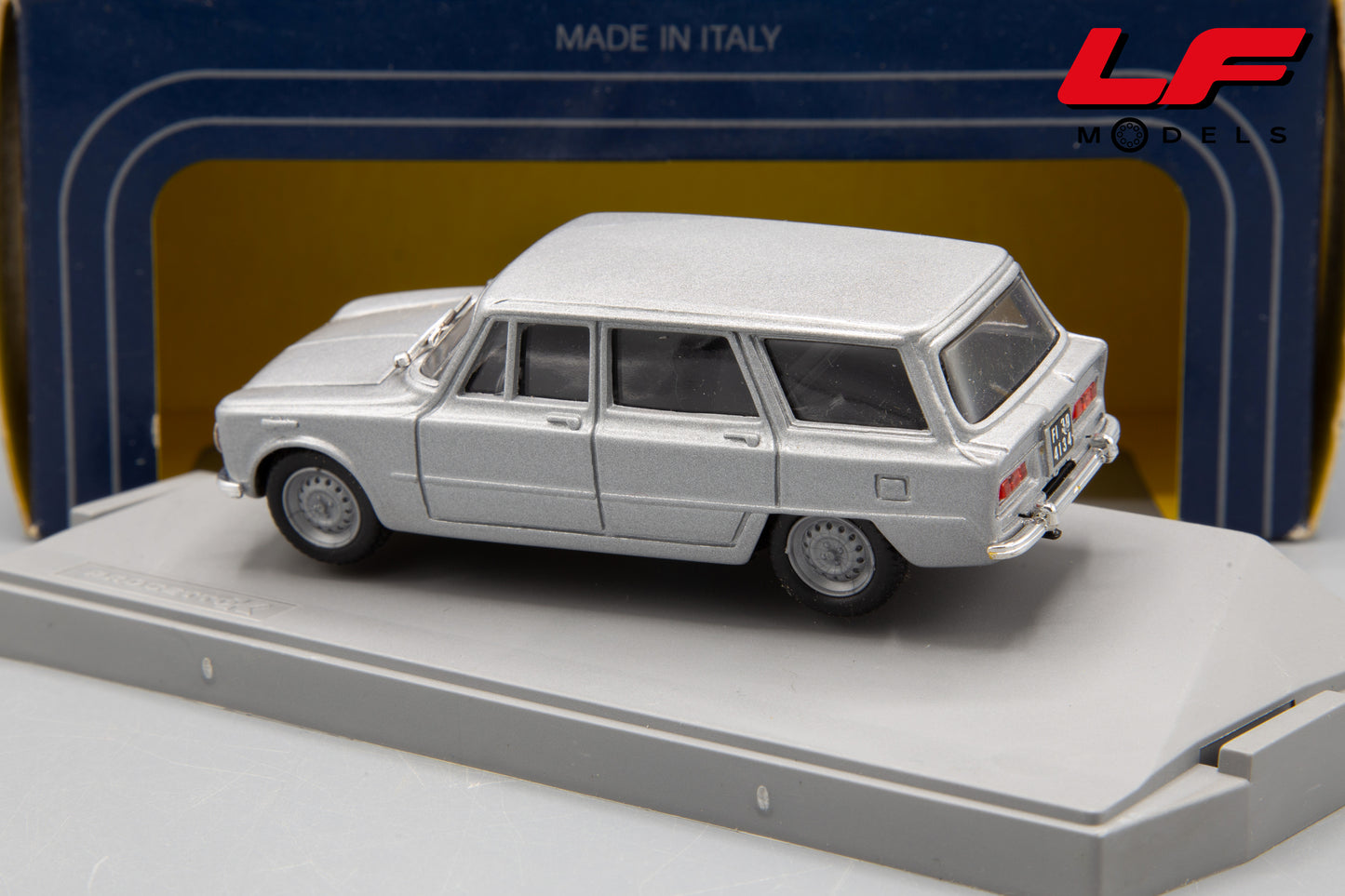 modellino alfa romeo giulia sw progetto k 1:43 posteriore