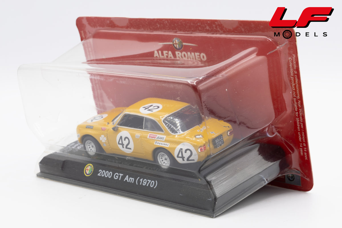 modellino alfa romeo 200 gt am edicola 1:43 vista posteriore