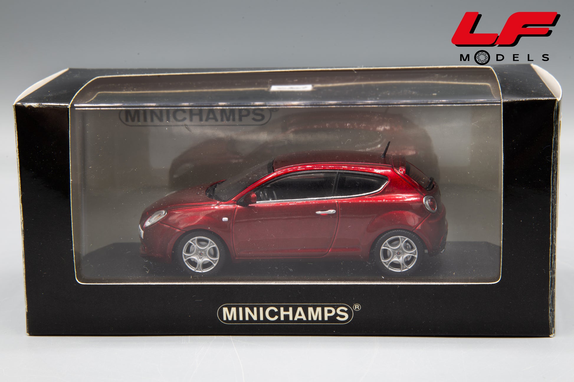 modellino alfa romeo mito minichamps 1:43 scatola