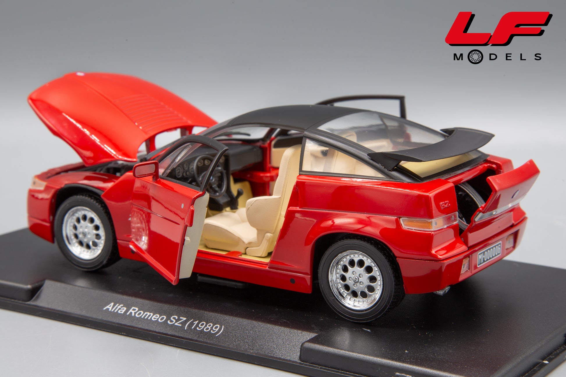 modellino alfa romeo sz edicola 1:24 posteriore