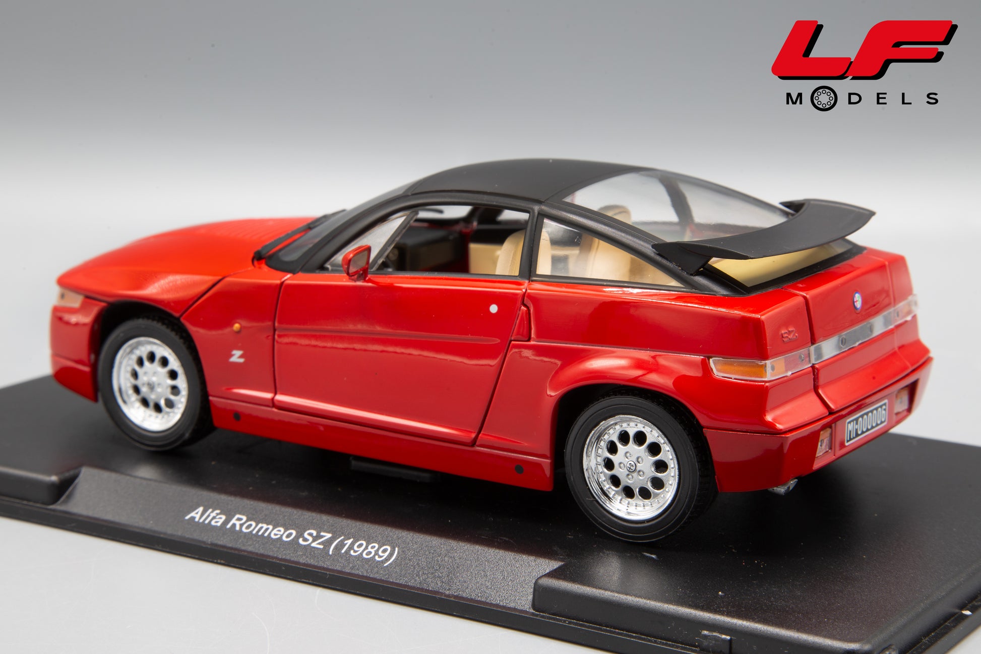 modellino alfa romeo sz edicola 1:24 posteriore