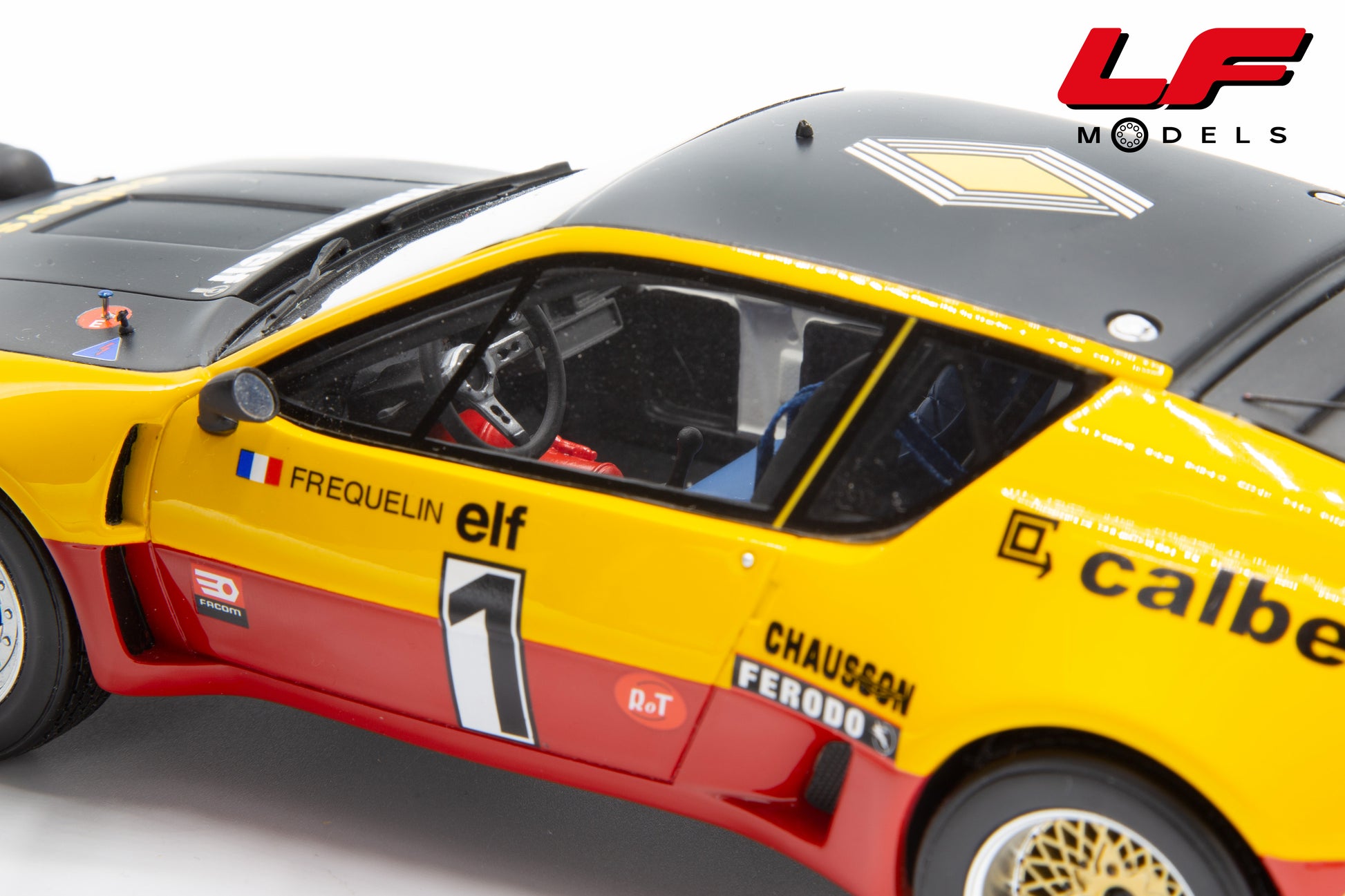 modellino alpine a310 rally ottomobile 1:18 interni
